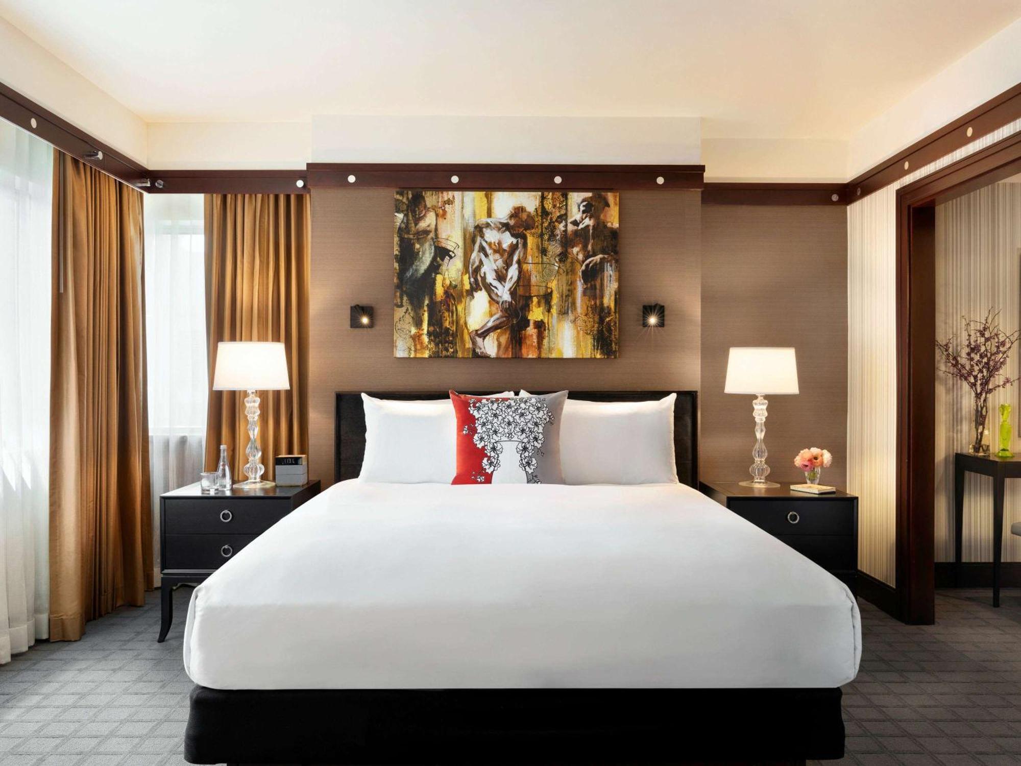 Hotel Sofitel At Rittenhouse Square 4*