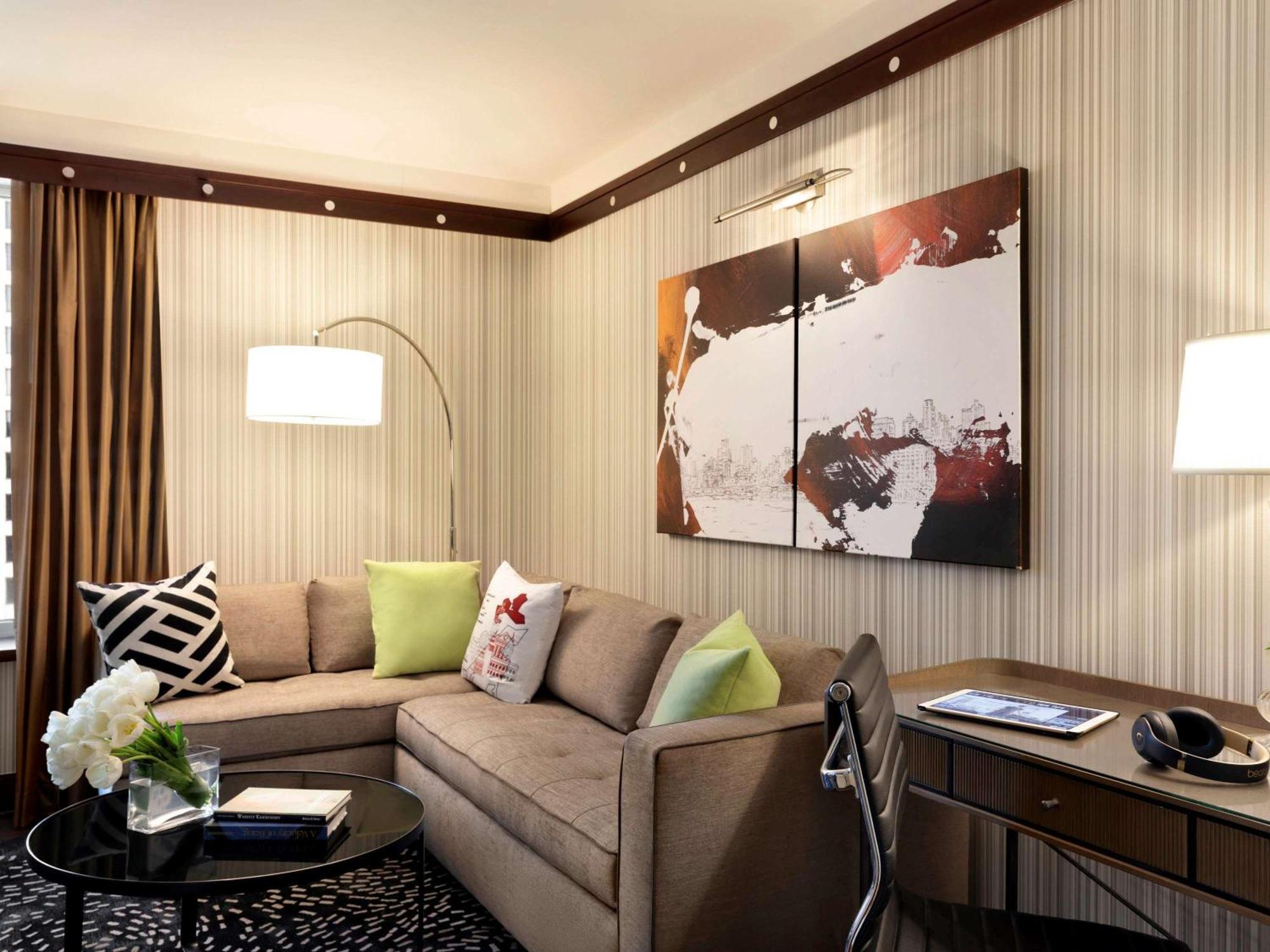 Sofitel At Rittenhouse Square 4*